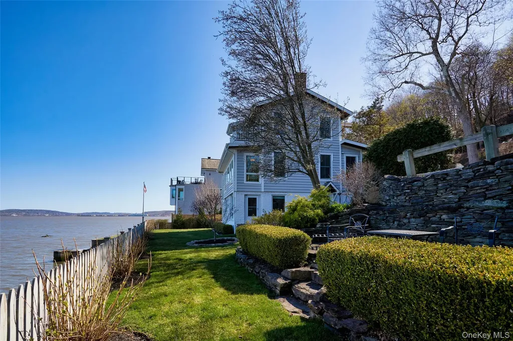 108 River Road Nyack NY 10960