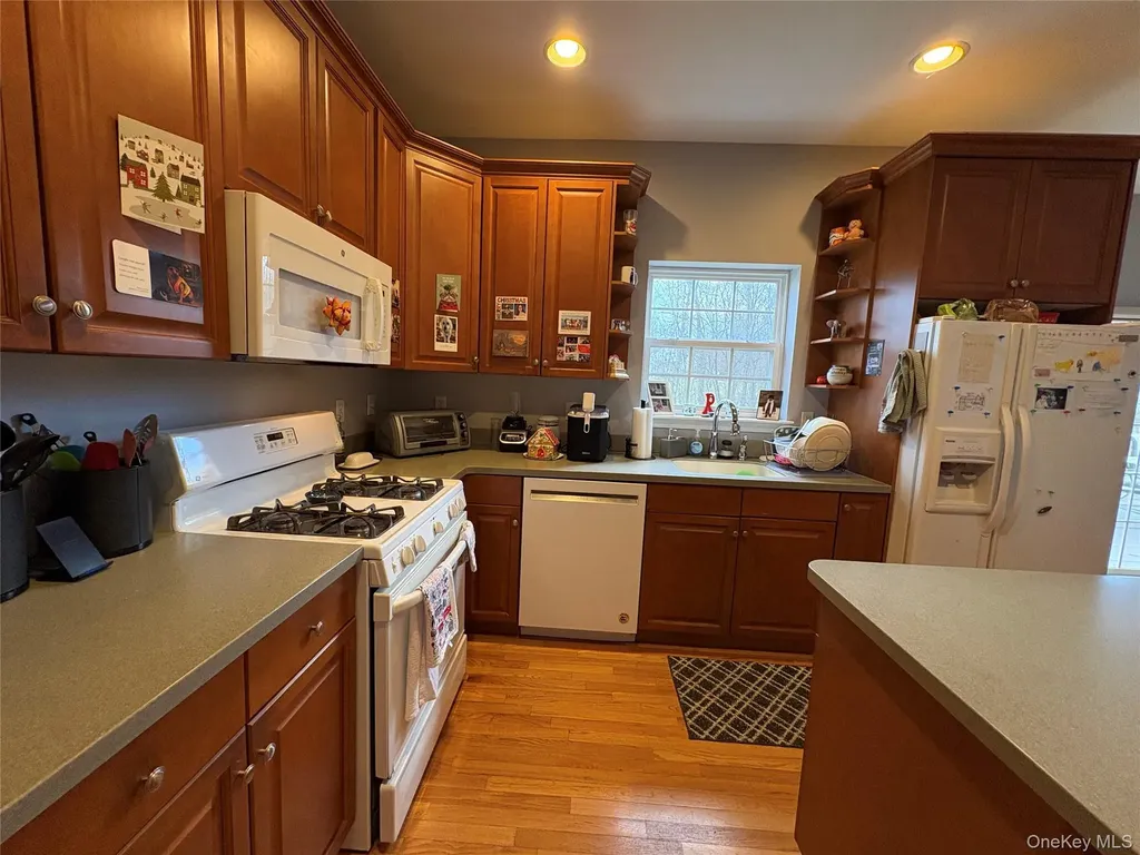 5 Juniper Way Wappingers Falls NY 12590