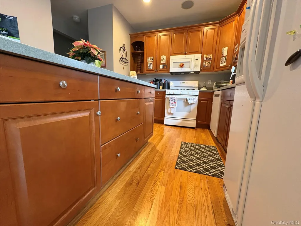 5 Juniper Way Wappingers Falls NY 12590