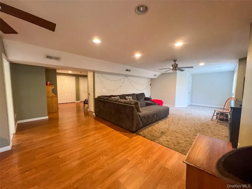 5 Juniper Way Wappingers Falls NY 12590