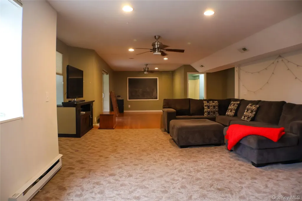 5 Juniper Way Wappingers Falls NY 12590