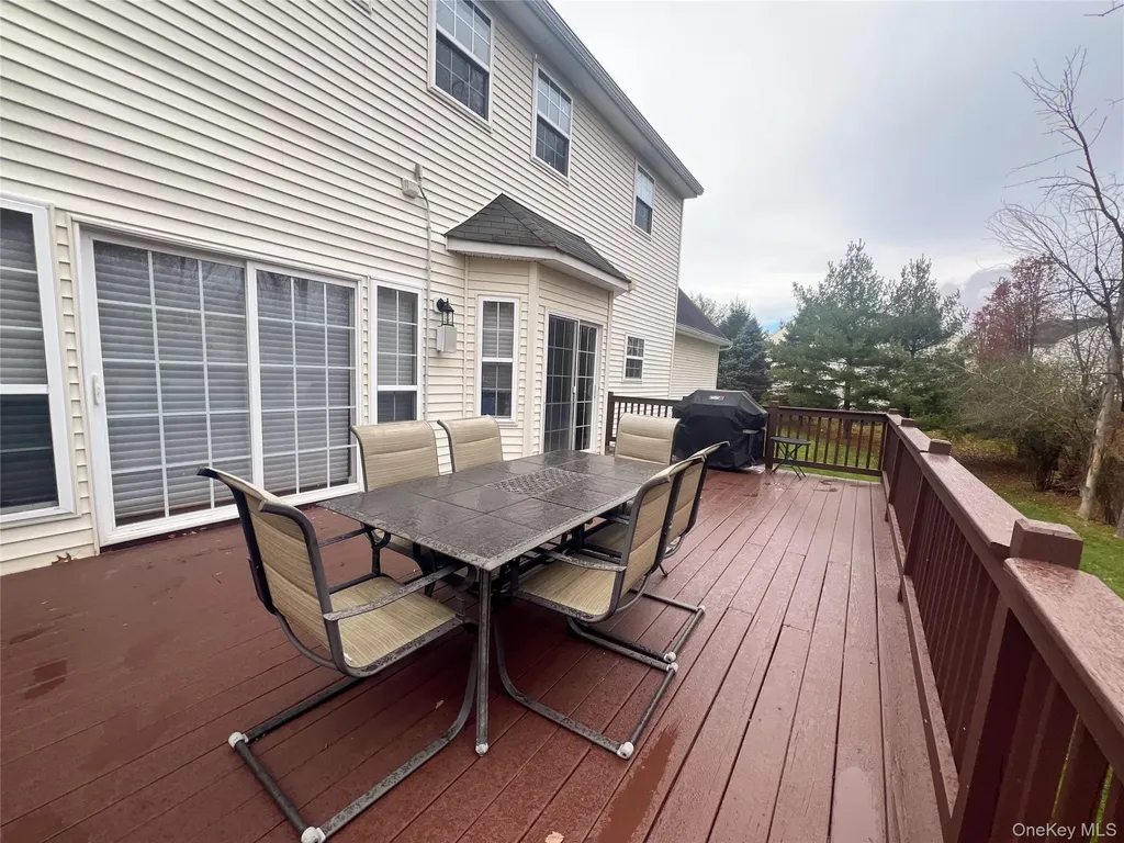 5 Juniper Way Wappingers Falls NY 12590