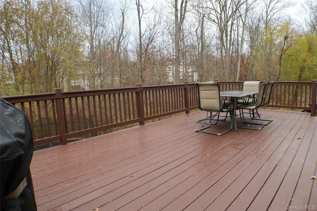 5 Juniper Way Wappingers Falls NY 12590