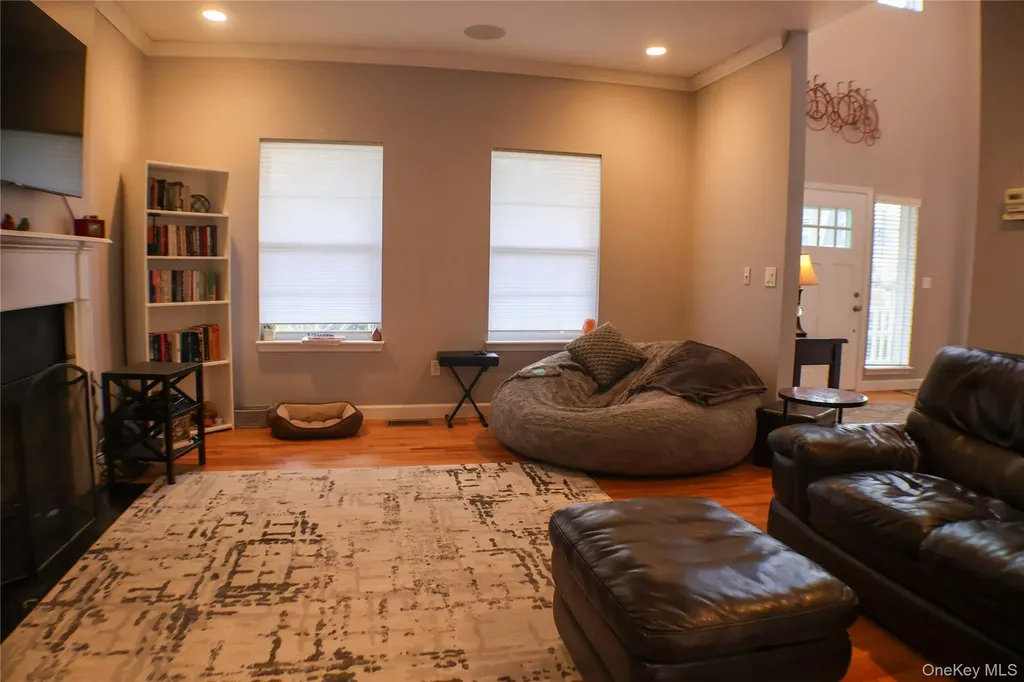 5 Juniper Way Wappingers Falls NY 12590