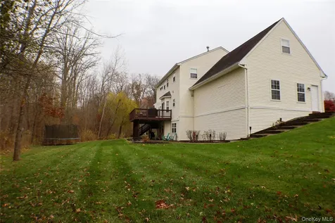 5 Juniper Way Wappingers Falls NY 12590