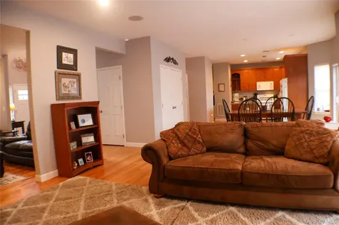 5 Juniper Way Wappingers Falls NY 12590