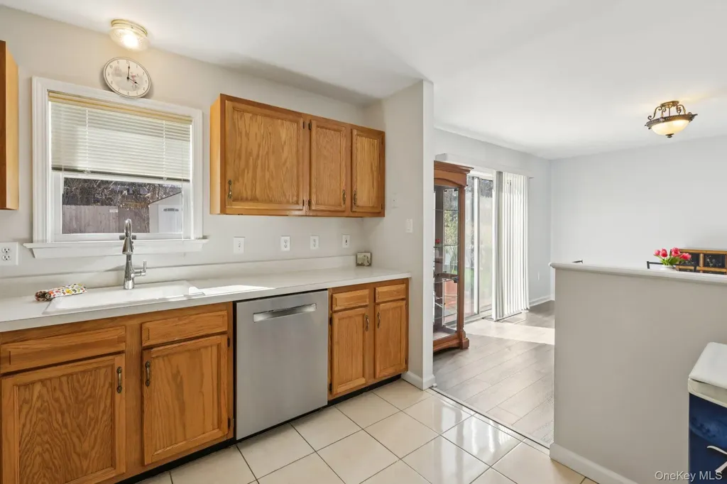 36 Lackawanna Trail Suffern NY 10901