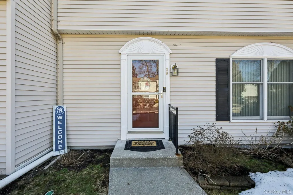 36 Lackawanna Trail Suffern NY 10901