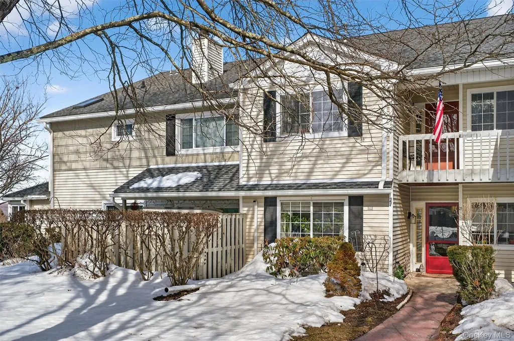 21 Magnolia Lane Warwick NY 10990