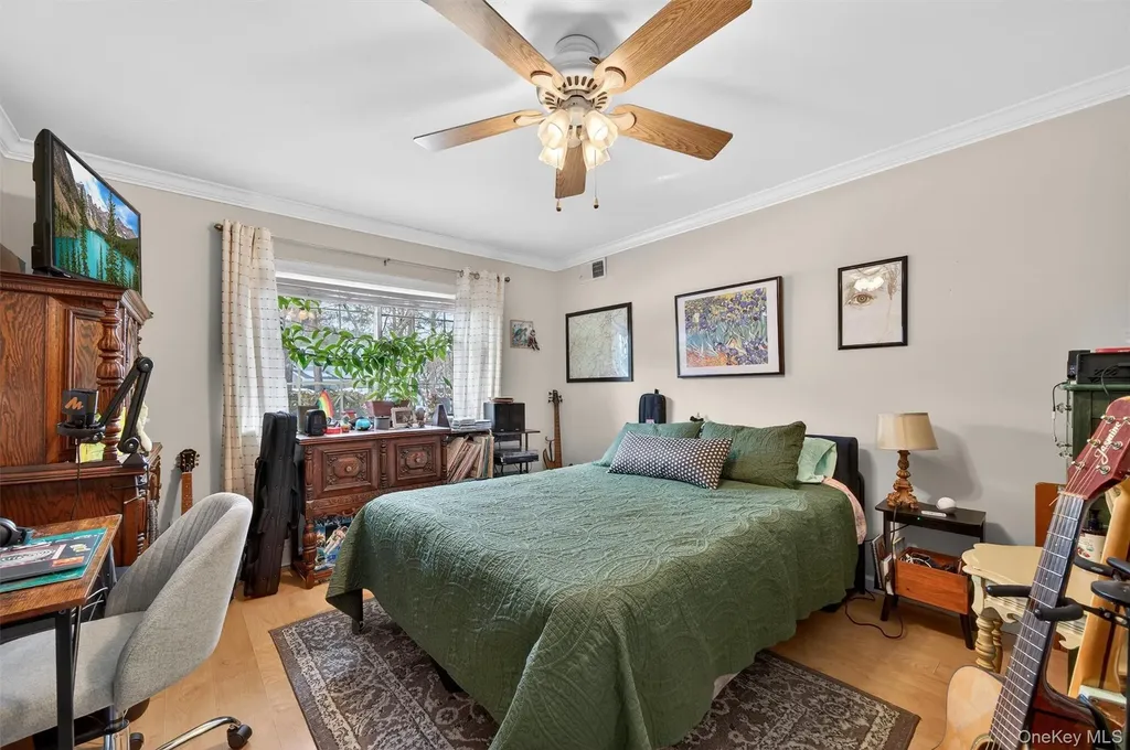 21 Magnolia Lane Warwick NY 10990