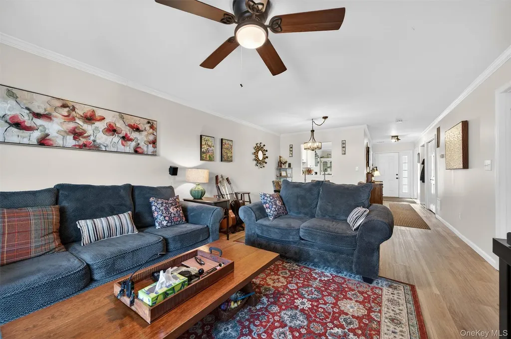 21 Magnolia Lane Warwick NY 10990
