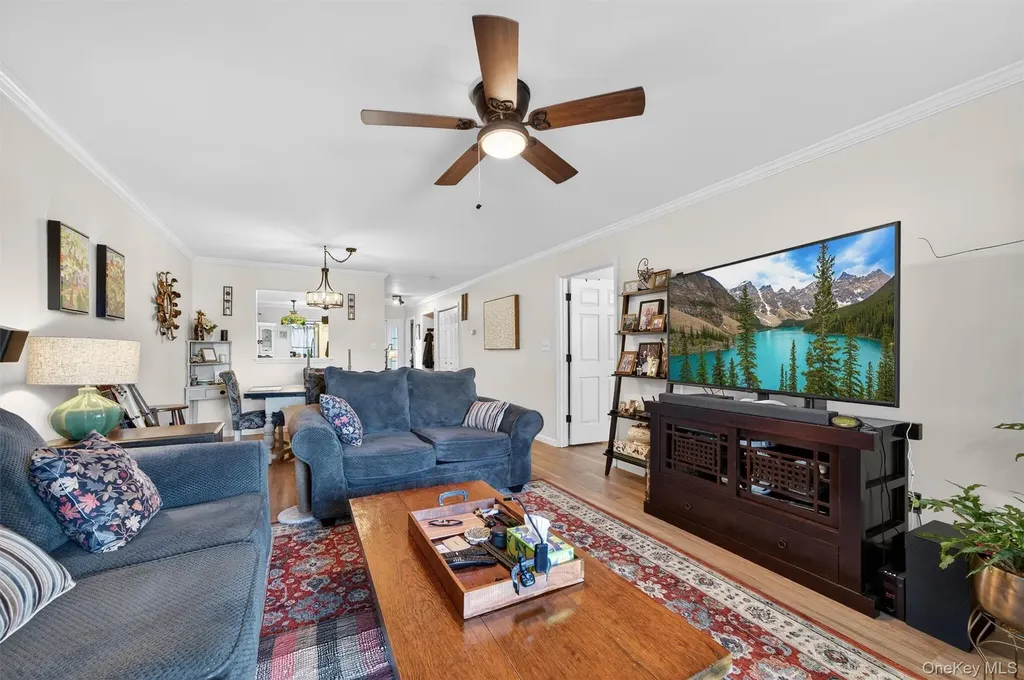 21 Magnolia Lane Warwick NY 10990