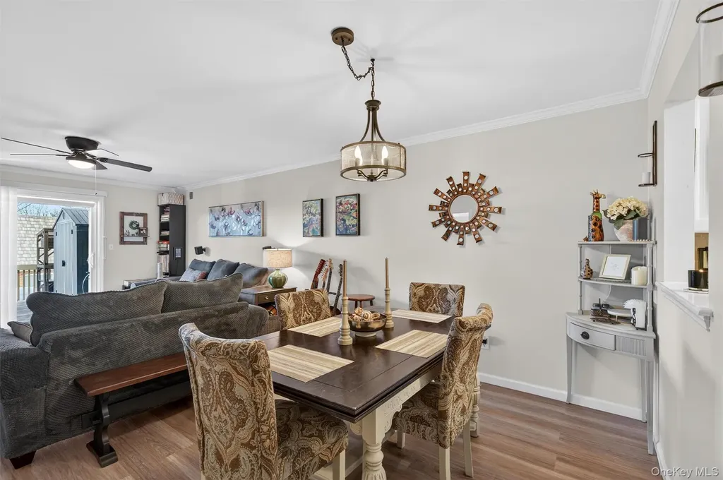 21 Magnolia Lane Warwick NY 10990