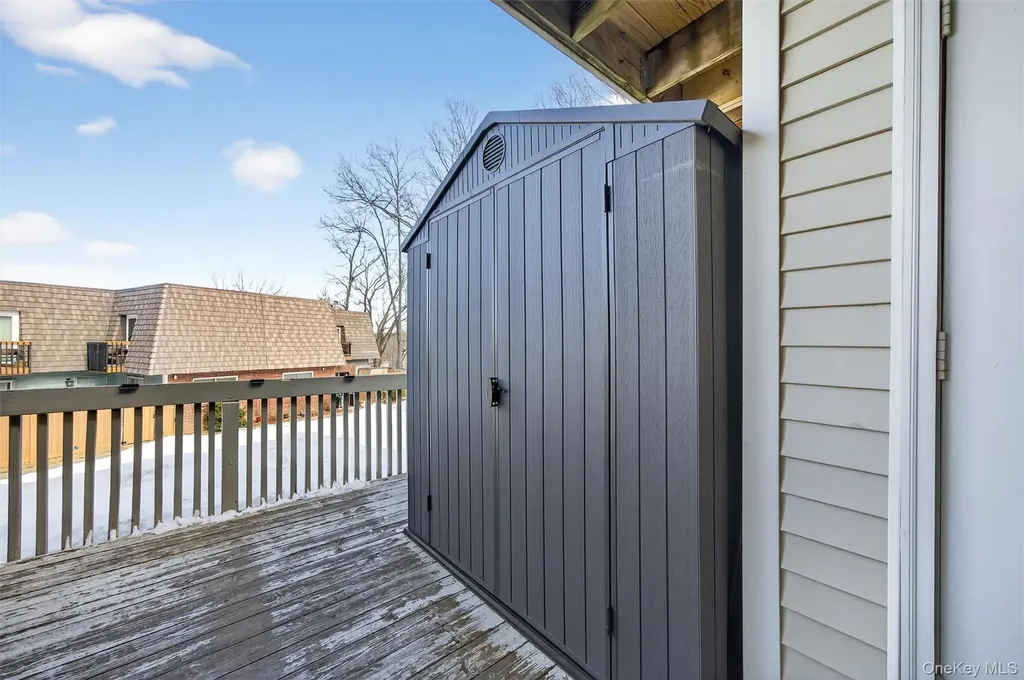 21 Magnolia Lane Warwick NY 10990