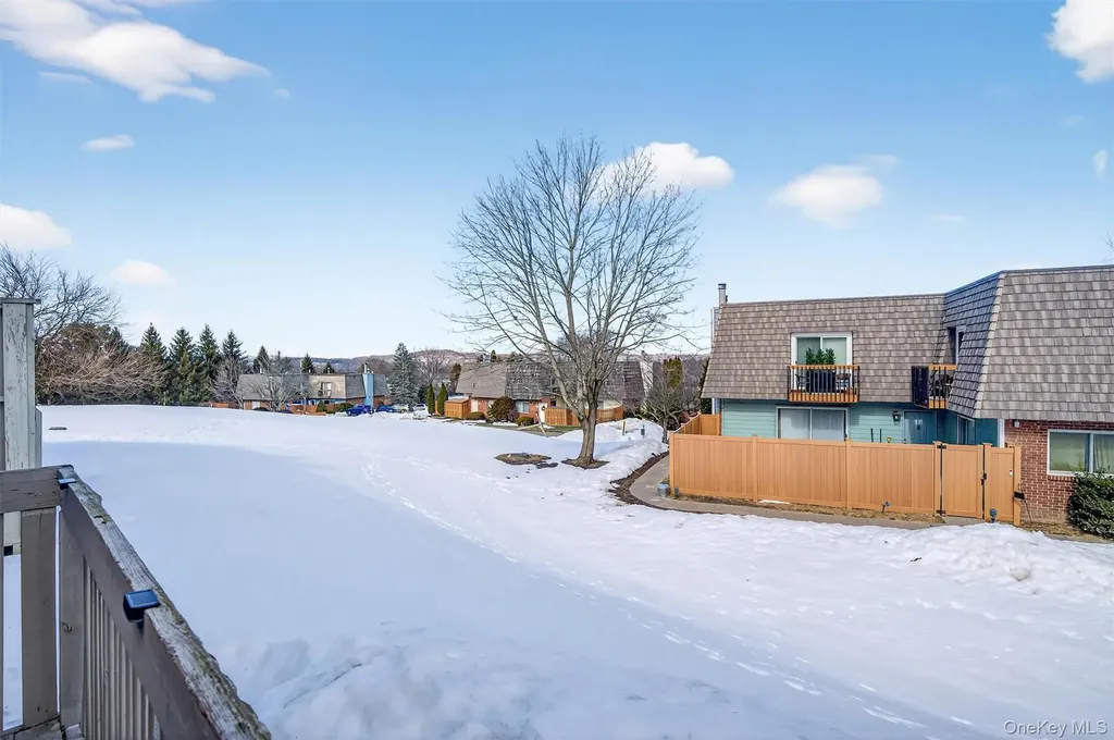 21 Magnolia Lane Warwick NY 10990