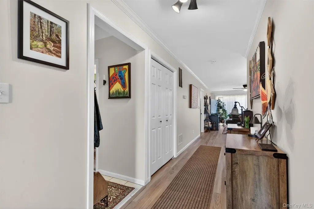 21 Magnolia Lane Warwick NY 10990