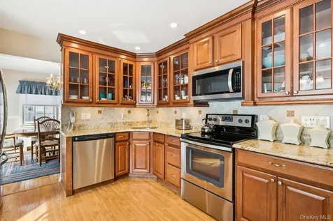 14 Hillside Avenue Saint James NY 11780