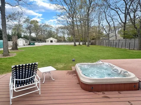14 Hillside Avenue Saint James NY 11780