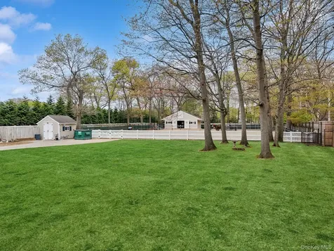 14 Hillside Avenue Saint James NY 11780