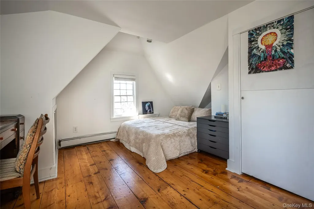 44 Merrit Avenue Millbrook NY 12545
