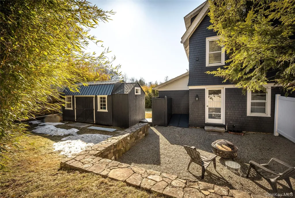 44 Merrit Avenue Millbrook NY 12545
