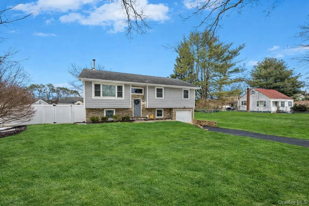 39 Joseph Place Nesconset NY 11767