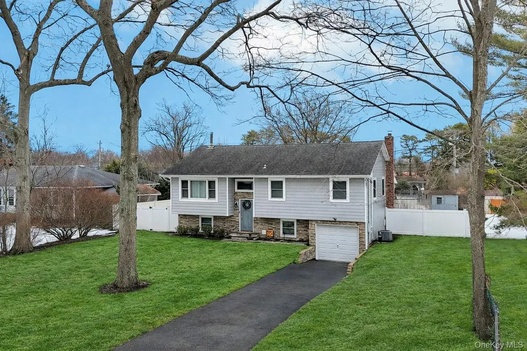39 Joseph Place Nesconset NY 11767