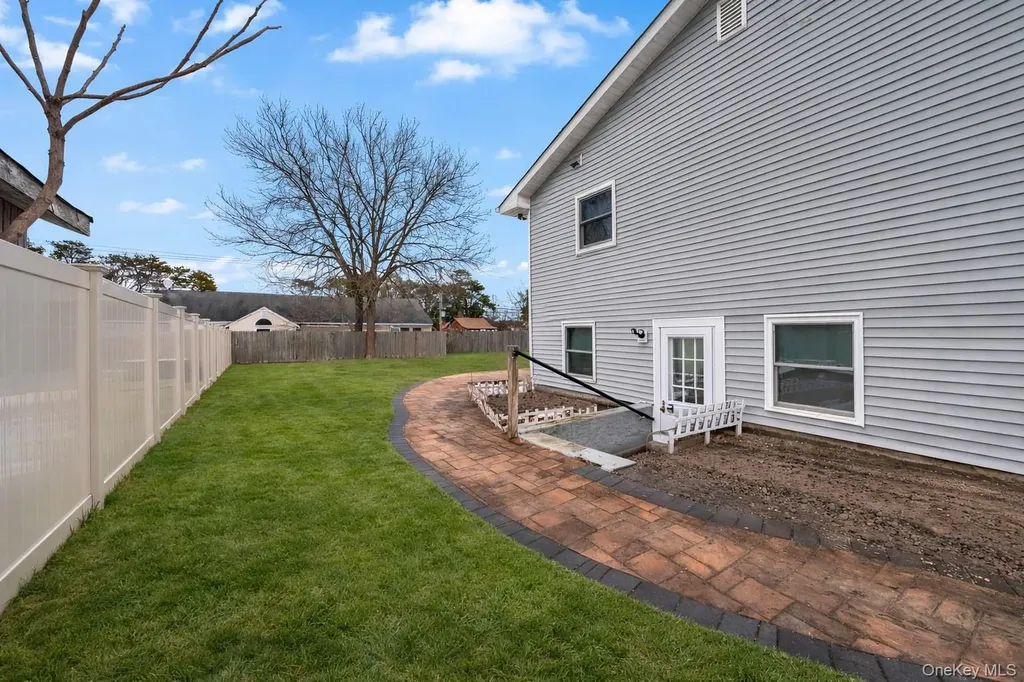 39 Joseph Place Nesconset NY 11767