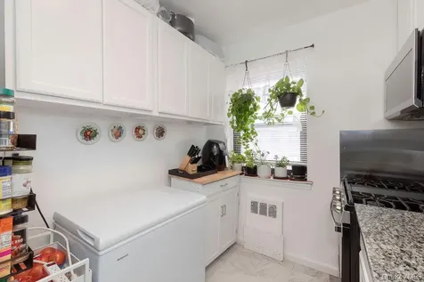 30 Fleetwood Avenue Mount Vernon NY 10552