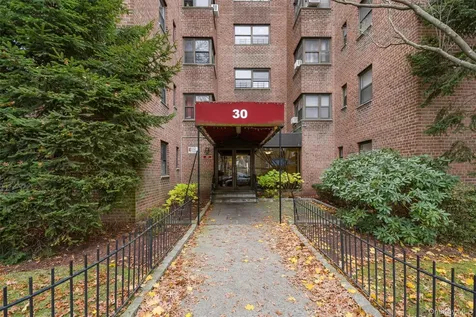 30 Fleetwood Avenue Mount Vernon NY 10552
