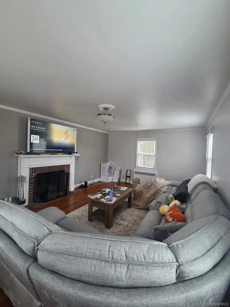 42 Sunset Drive Hempstead NY 11550