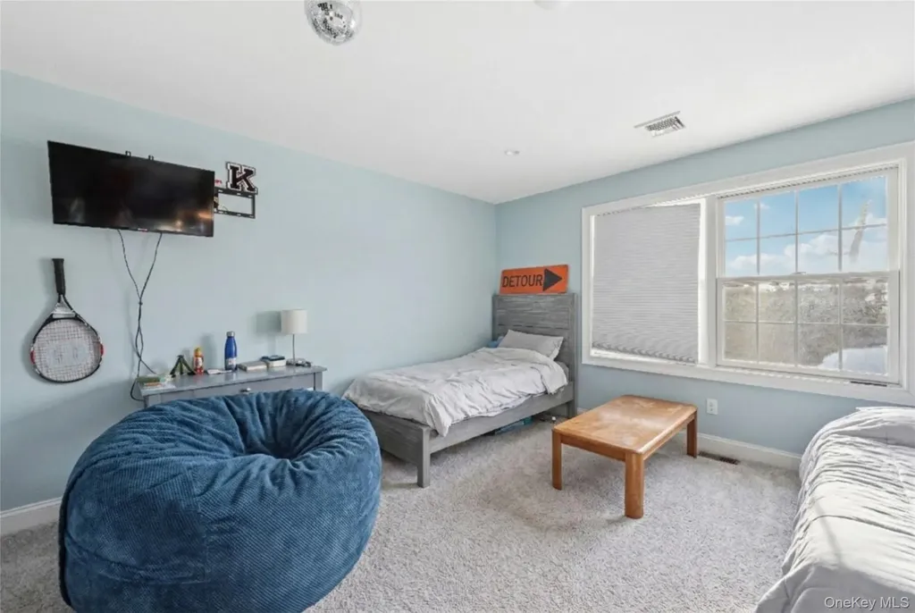 9 Saber Lane Kings Park NY 11754