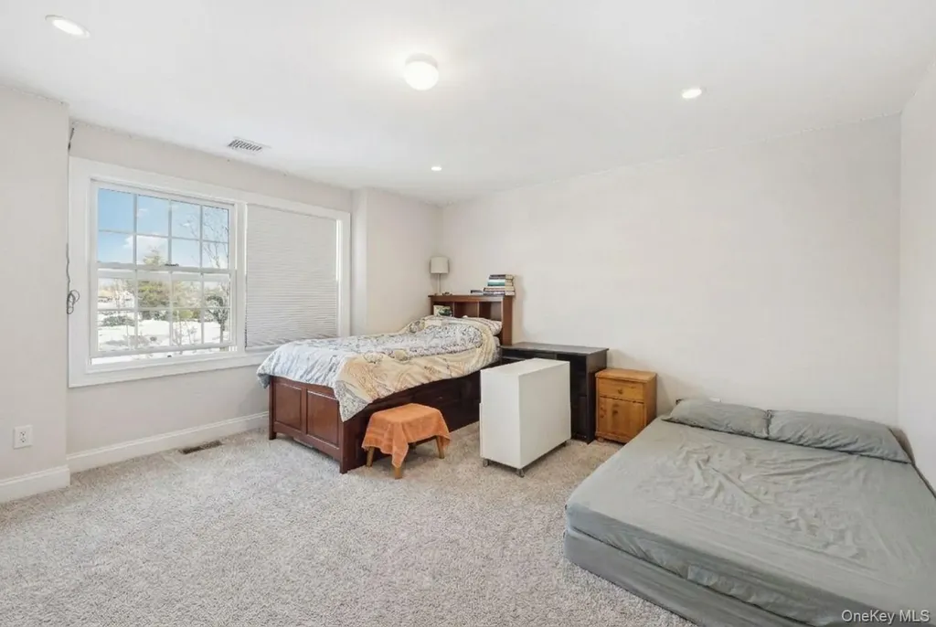 9 Saber Lane Kings Park NY 11754