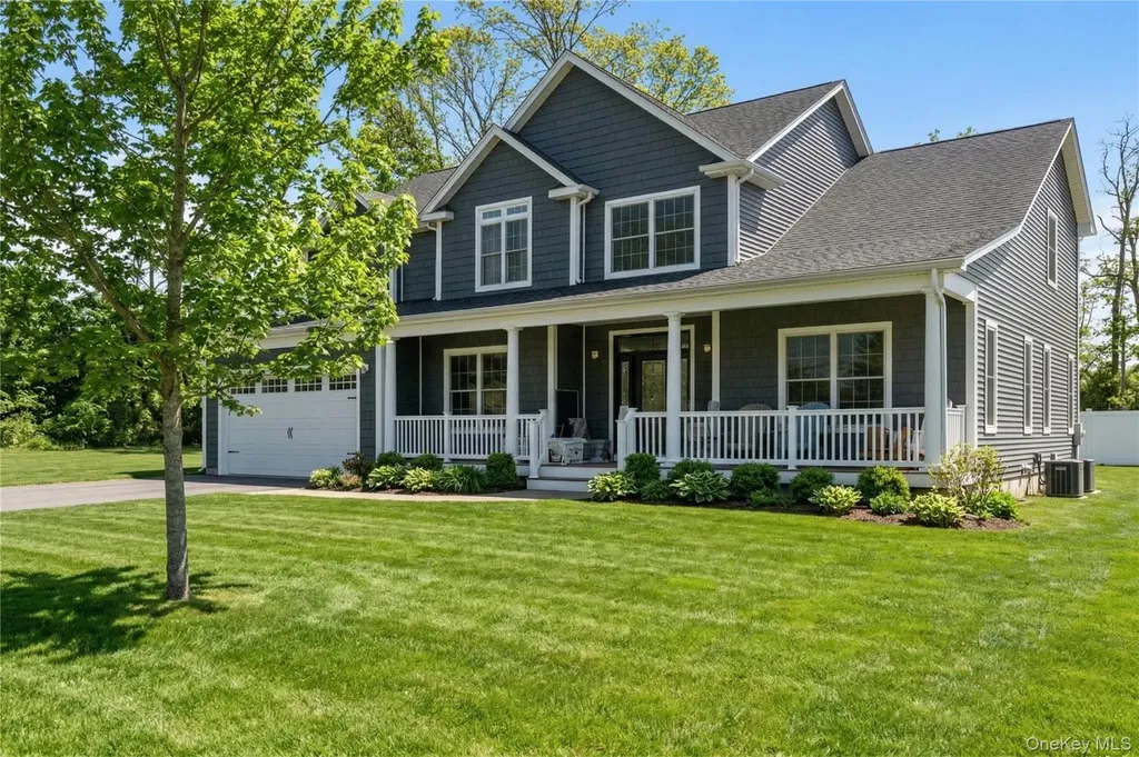 9 Saber Lane Kings Park NY 11754