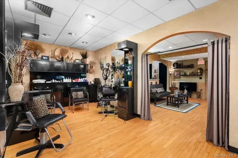 388 Westchester Avenue Port Chester NY 10573