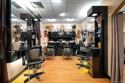 388 Westchester Avenue Port Chester NY 10573