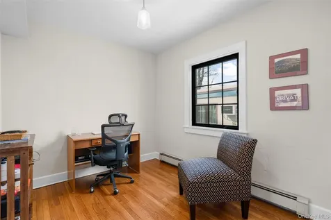 206 Knollwood Avenue Mamaroneck NY 10543