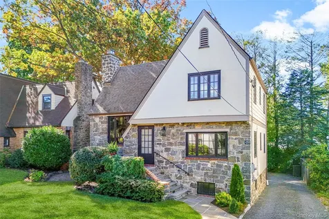 206 Knollwood Avenue Mamaroneck NY 10543