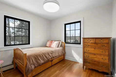 206 Knollwood Avenue Mamaroneck NY 10543