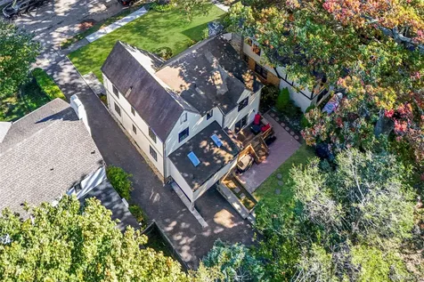 206 Knollwood Avenue Mamaroneck NY 10543