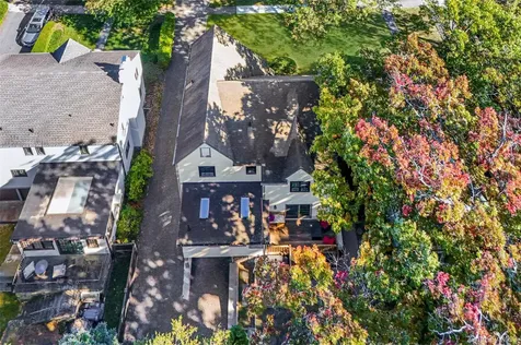 206 Knollwood Avenue Mamaroneck NY 10543