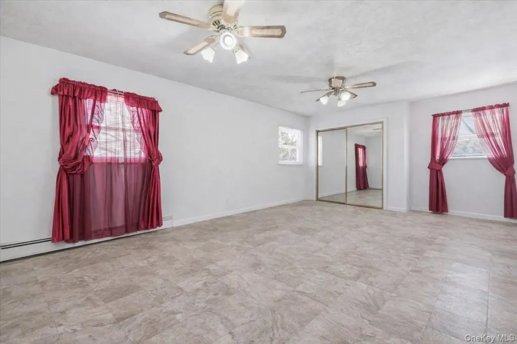 342 9th Street West Babylon NY 11704