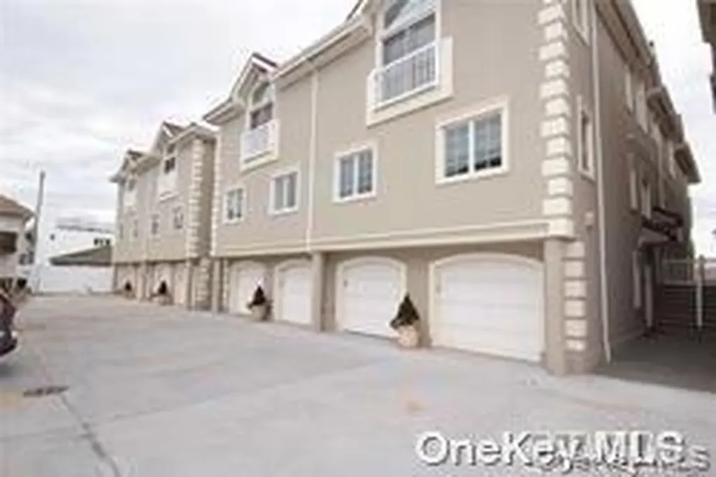 1051 Oceanfront Long Beach NY 11561