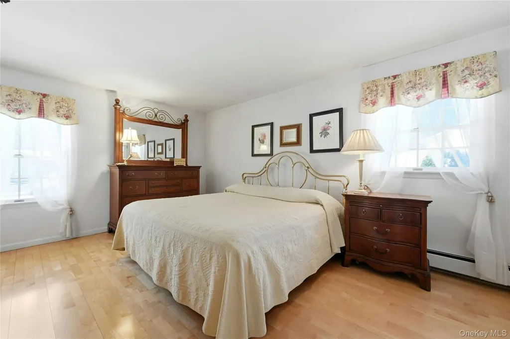 5 Shawmont Lane Stony Brook NY 11790