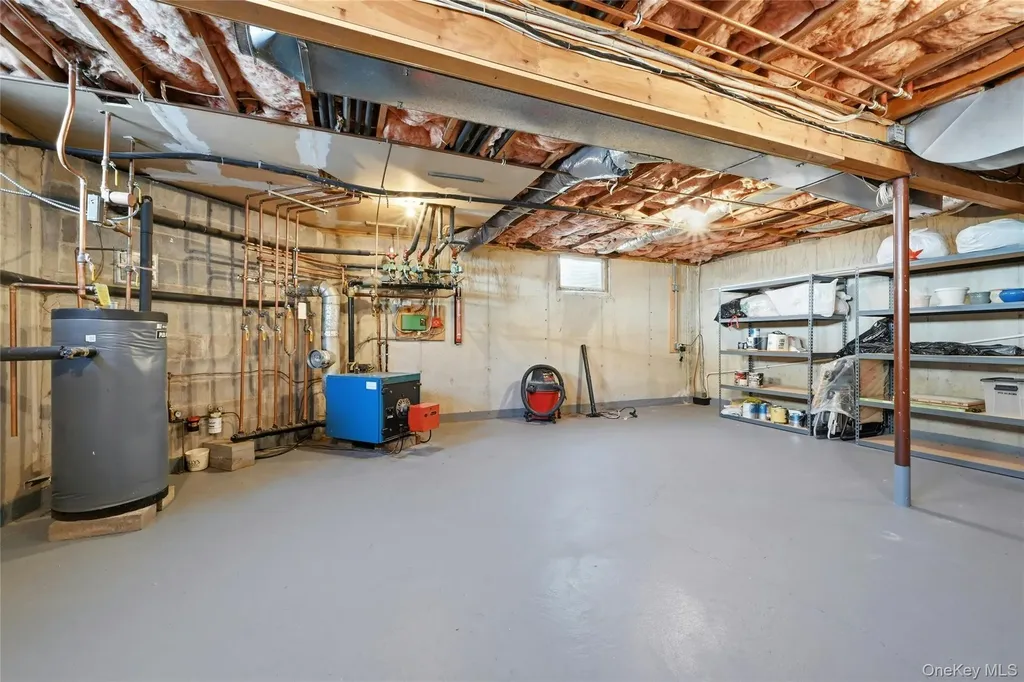 5 Shawmont Lane Stony Brook NY 11790