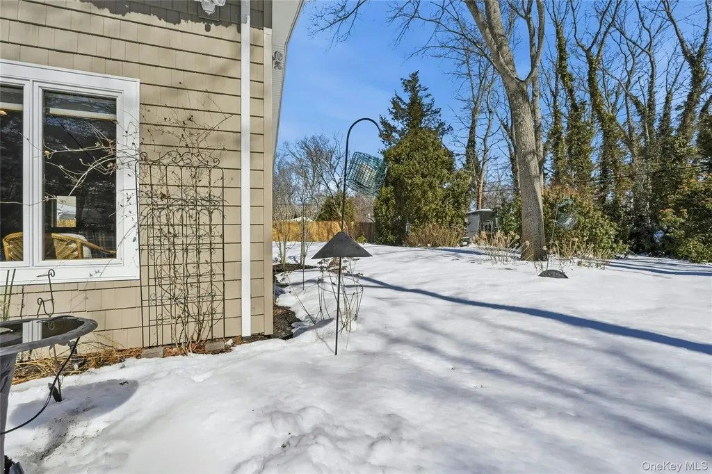 5 Shawmont Lane Stony Brook NY 11790