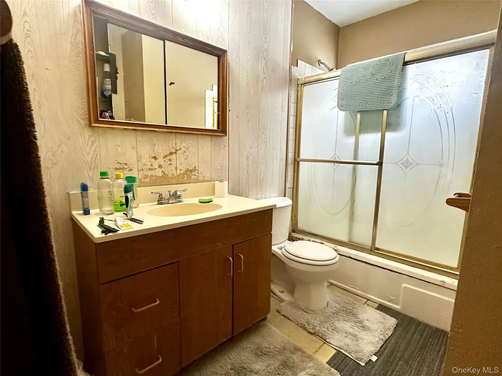 65 Rock Road Islip Terrace NY 11752
