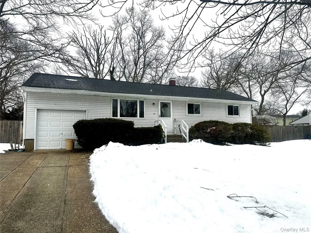 65 Rock Road Islip Terrace NY 11752