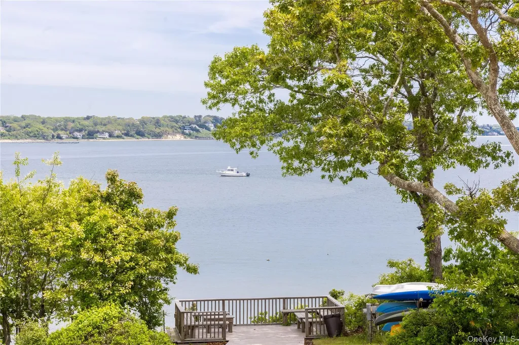 6 Bay View Drive Hampton Bays NY 11946