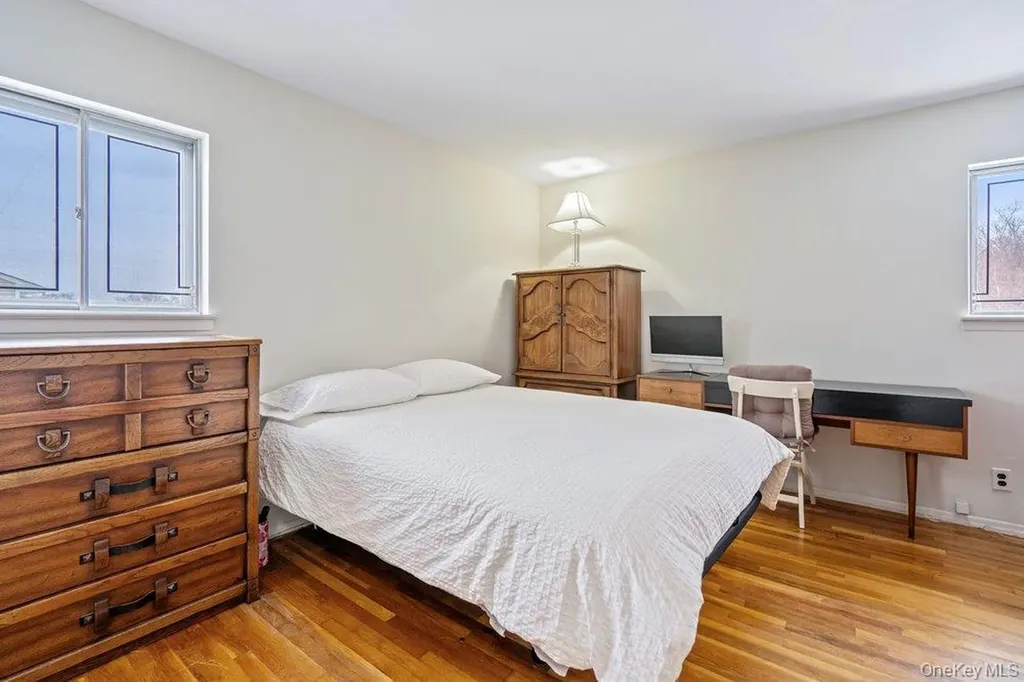 90 Babylon Avenue West Islip NY 11795